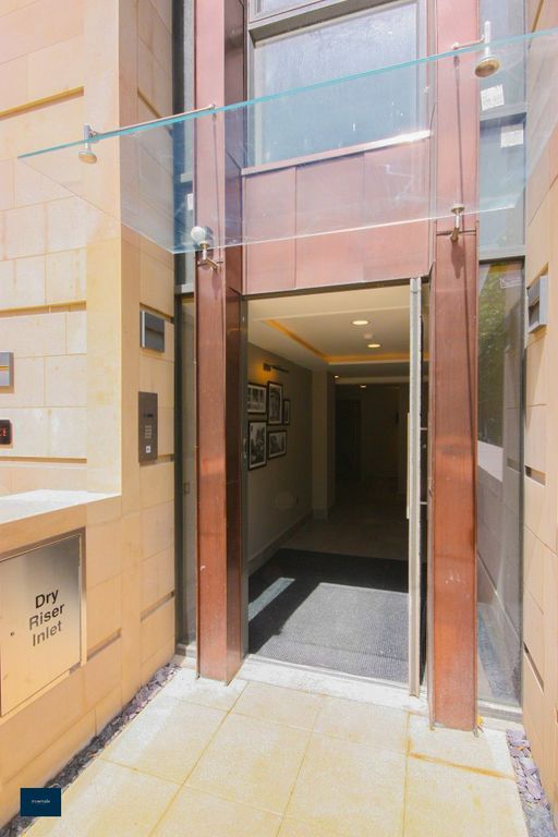 Property photo 2 of 20 Photo 2