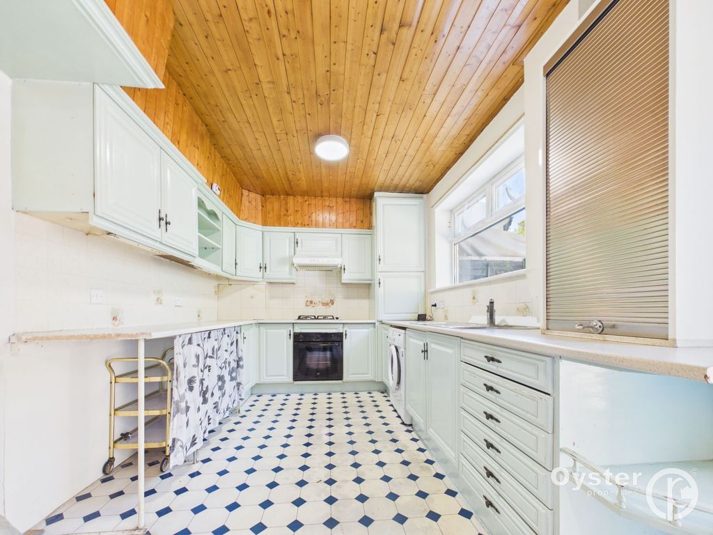 Property photo 3 of 23