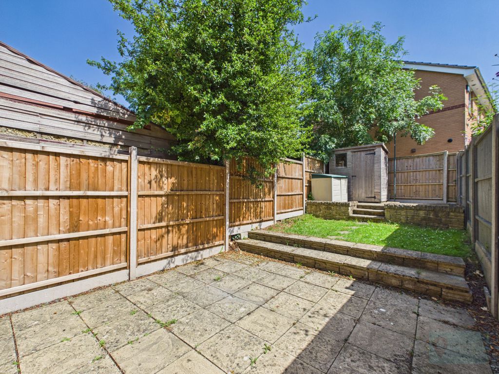 Property photo 3 of 11 Garden