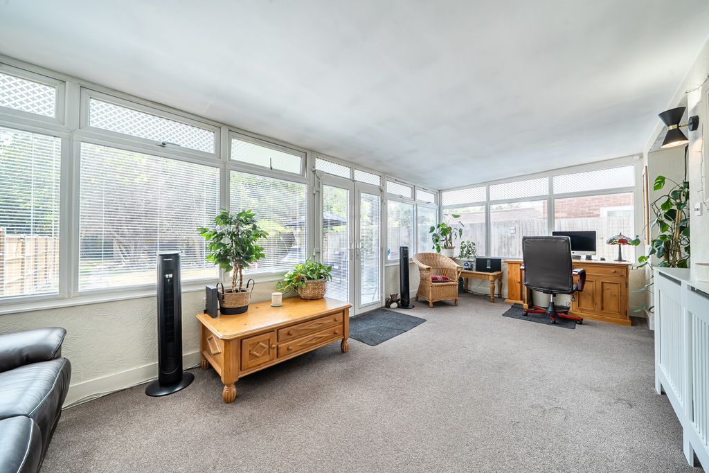 Property photo 3 of 25 1493812-19-6A578c...