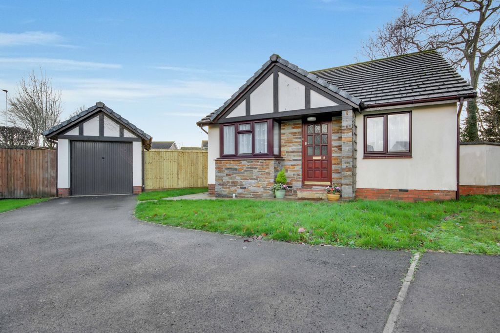 Property photo 1 of 18 Img_9758-Img_9760