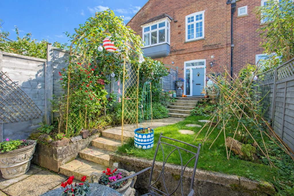 Property photo 1 of 16