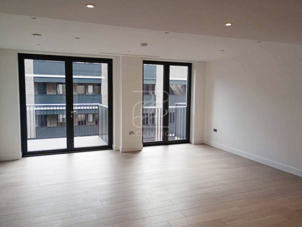 Property photo 1 of 6 2 Bed Flat To Rent Penny House, London WC1X