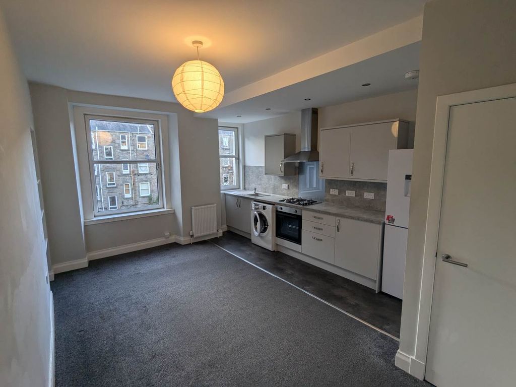 Property photo 2 of 7 Pxl_20241105_144847989