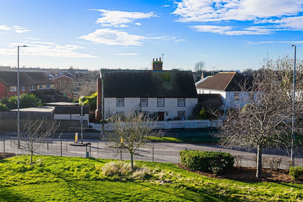 Property photo 2 of 50 Picture No. 59