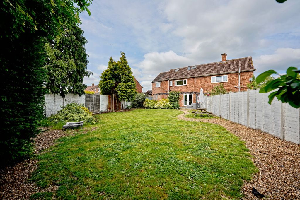Property photo 2 of 13