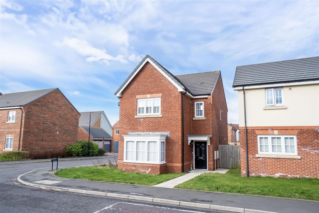 Property photo 1 of 9 External