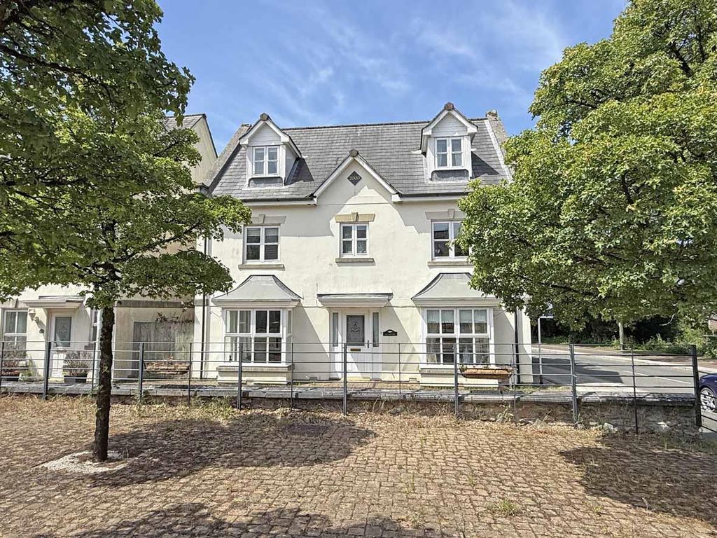 Property photo 1 of 31 Temeraire Road 2 - New Front.Jpg