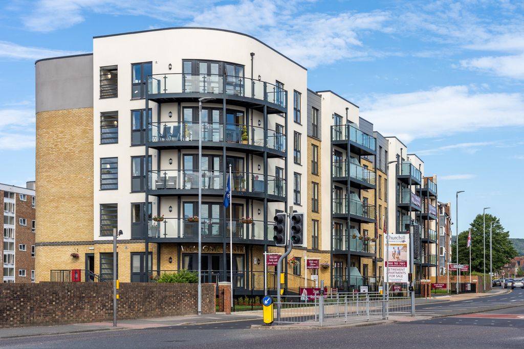 Property photo 1 of 8 920-Hr-1.Jpg