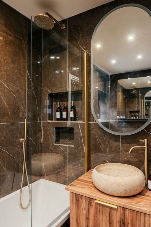 Property photo 3 of 18 Property