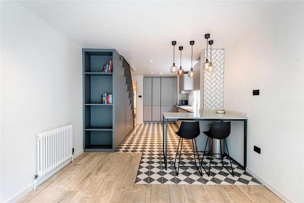 Property photo 1 of 13 Picture No. 14