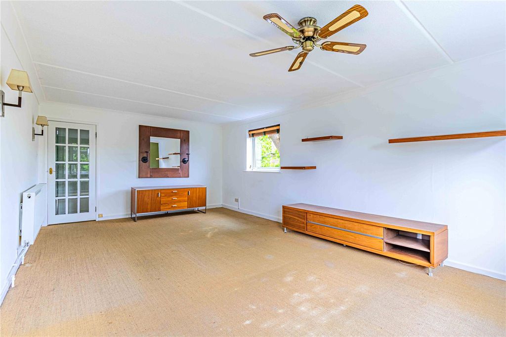Property photo 3 of 22 Picture No. 17