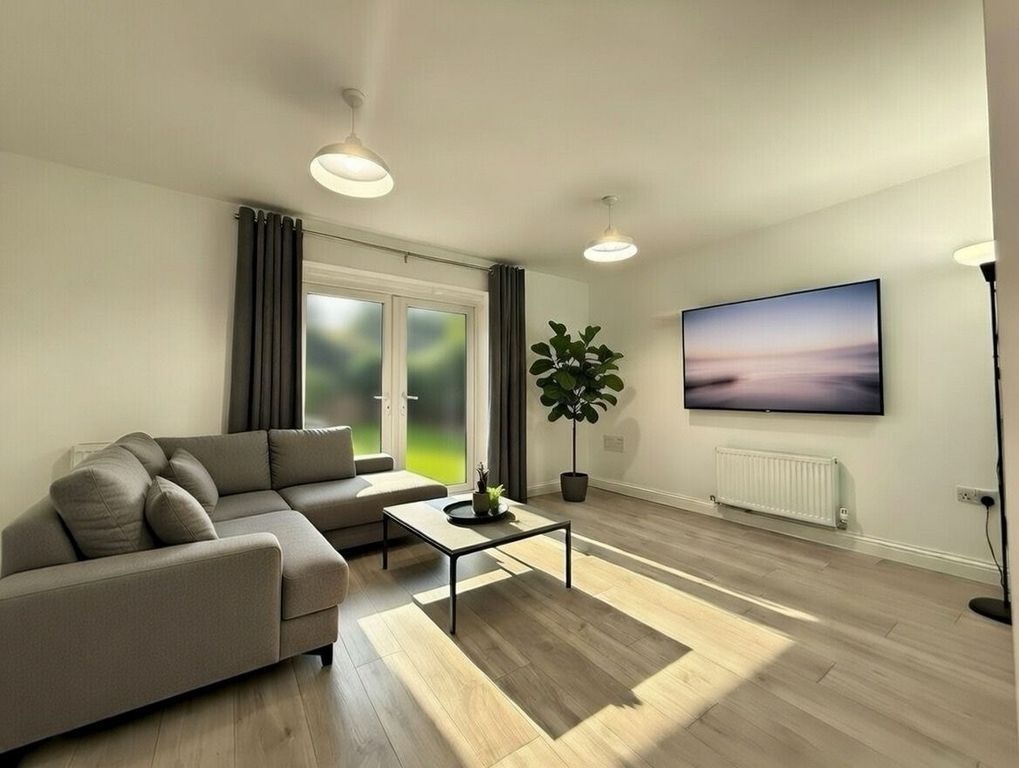 Property photo 3 of 9