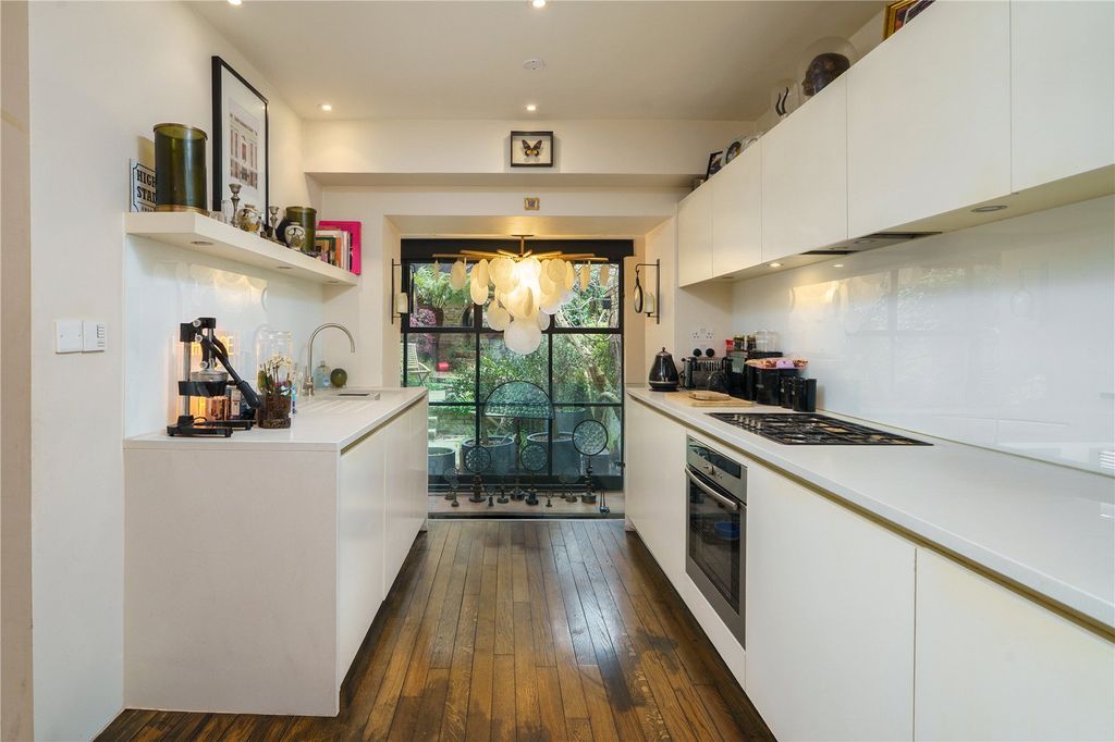 Property photo 3 of 14 Picture No. 14