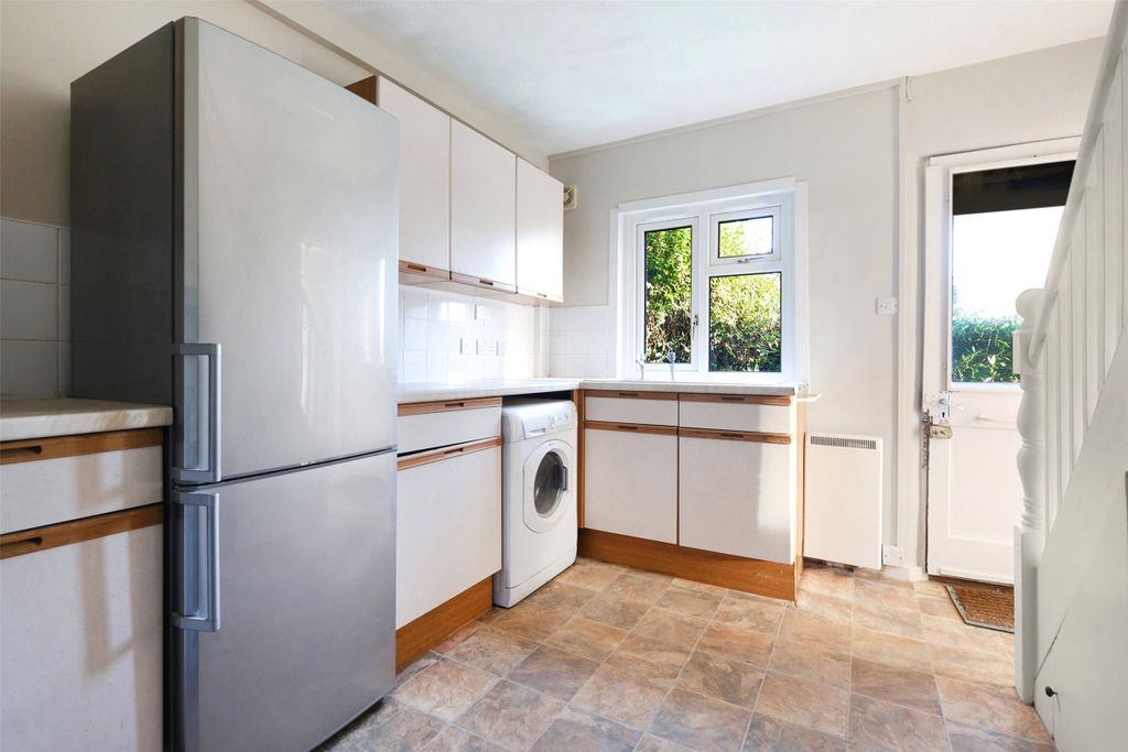 Property photo 3 of 8 Picture No. 13