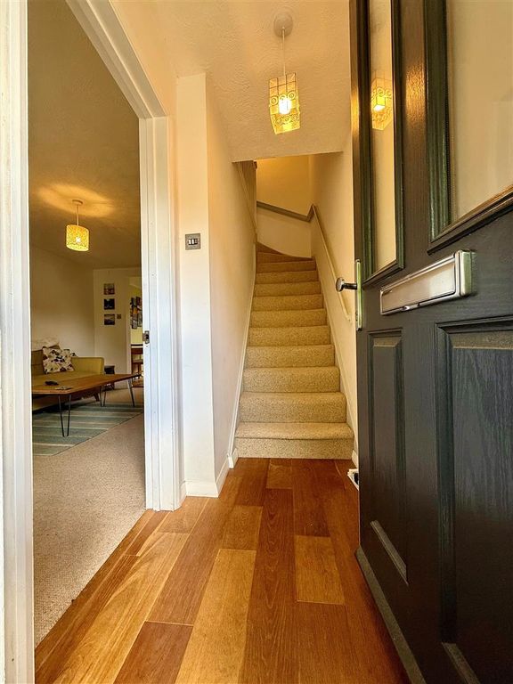 Property photo 3 of 13 Hallway.Jpg