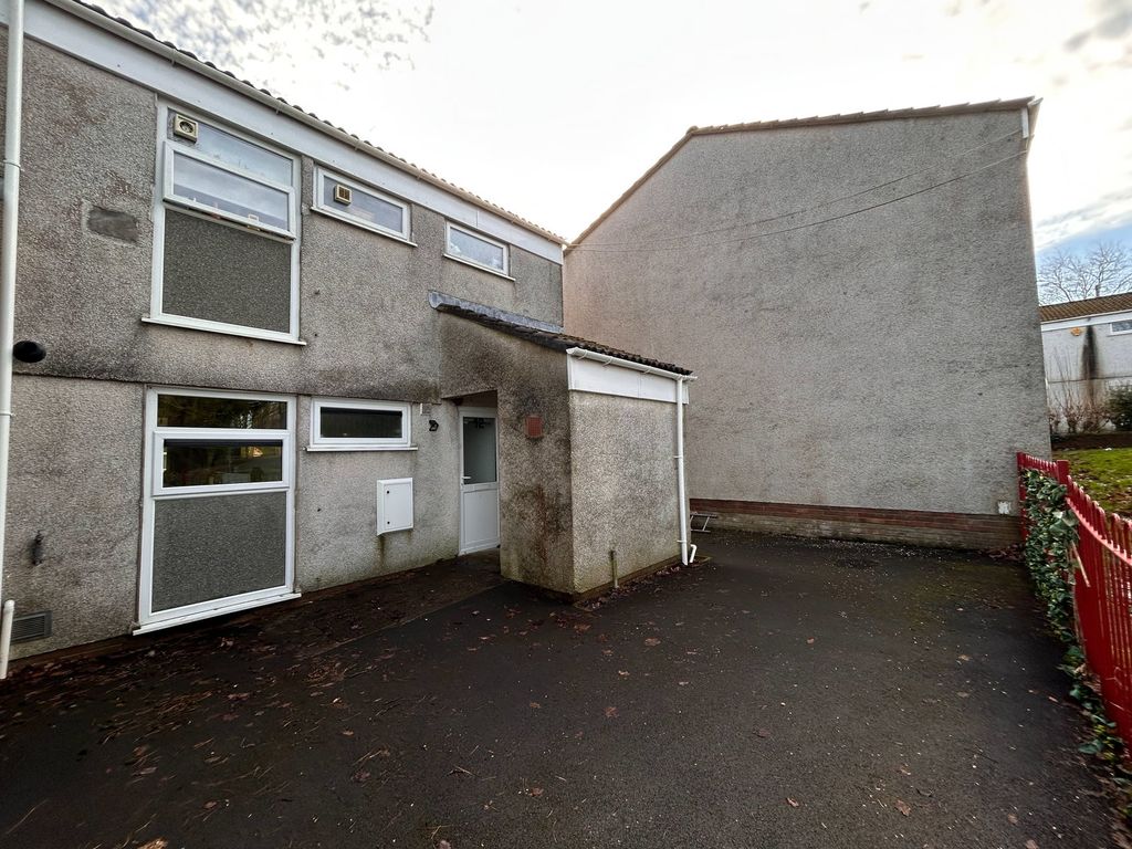 Property photo 1 of 4