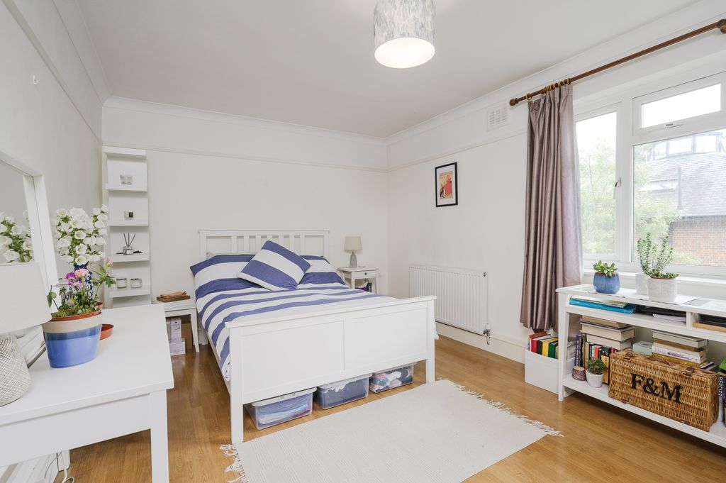 Property photo 3 of 16 Picture No. 05