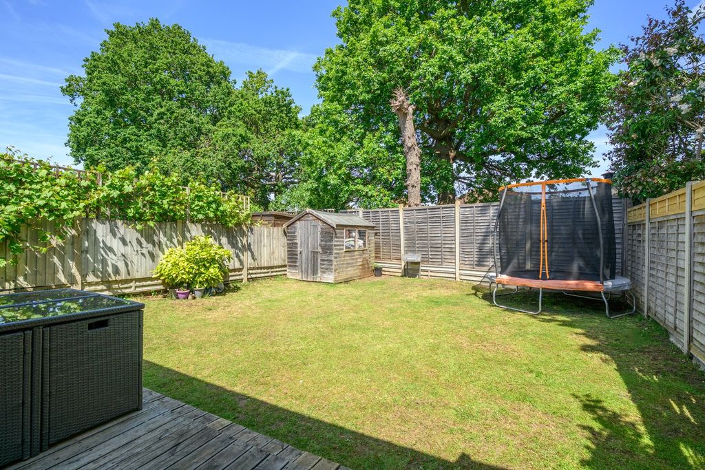 Property photo 3 of 18