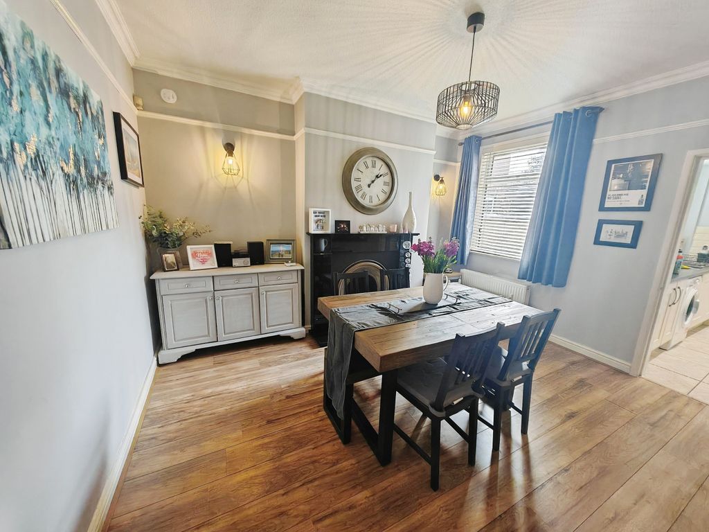 Property photo 3 of 22 Dining Room