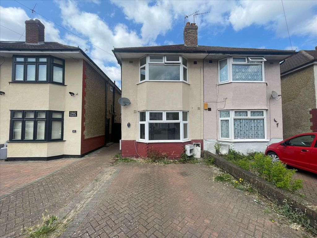 Property photo 1 of 12