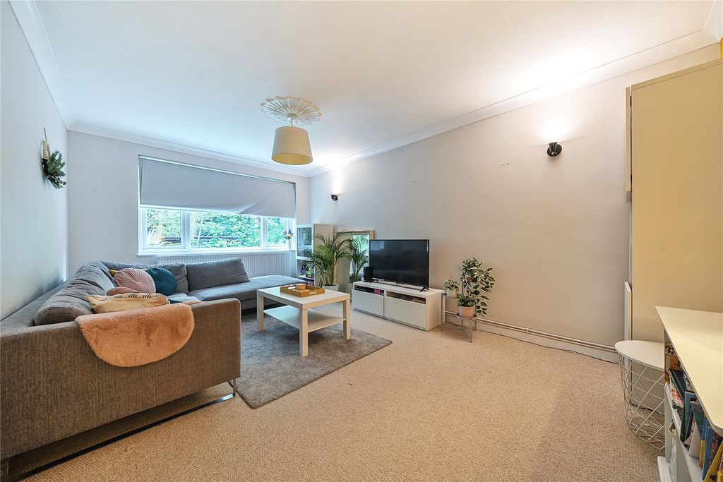 Property photo 3 of 15 Picture No. 04