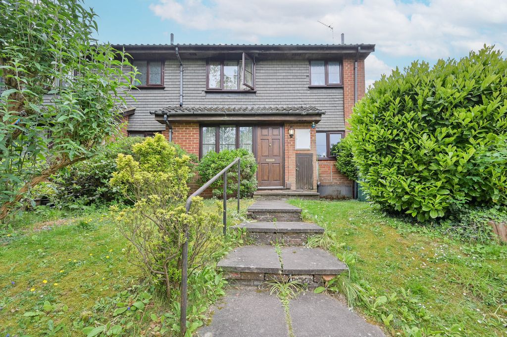 Property photo 1 of 12