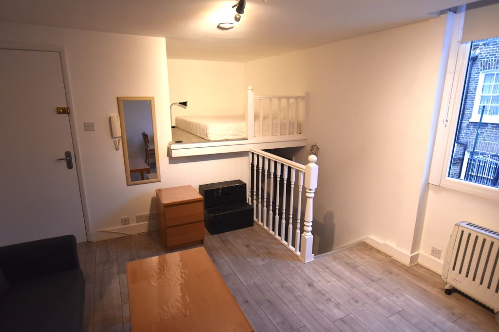 Property photo 3 of 9