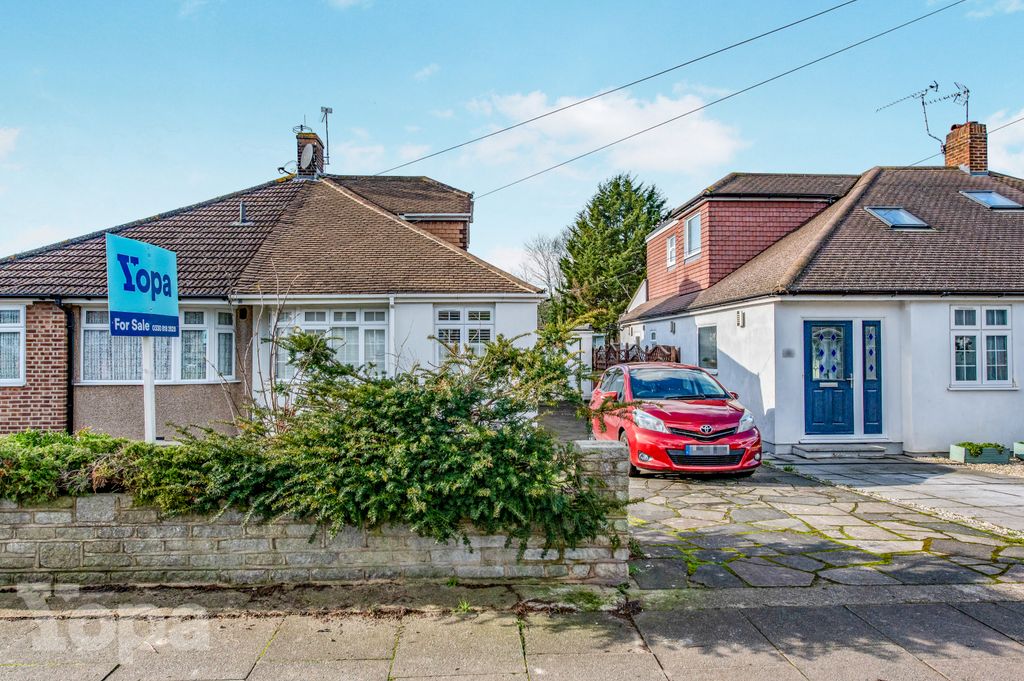 Property photo 1 of 16 Photo #1