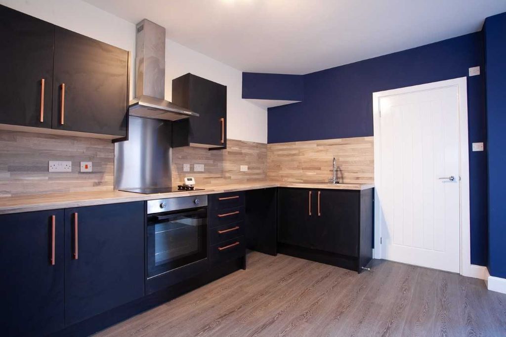 Property photo 2 of 8 Picture No. 08