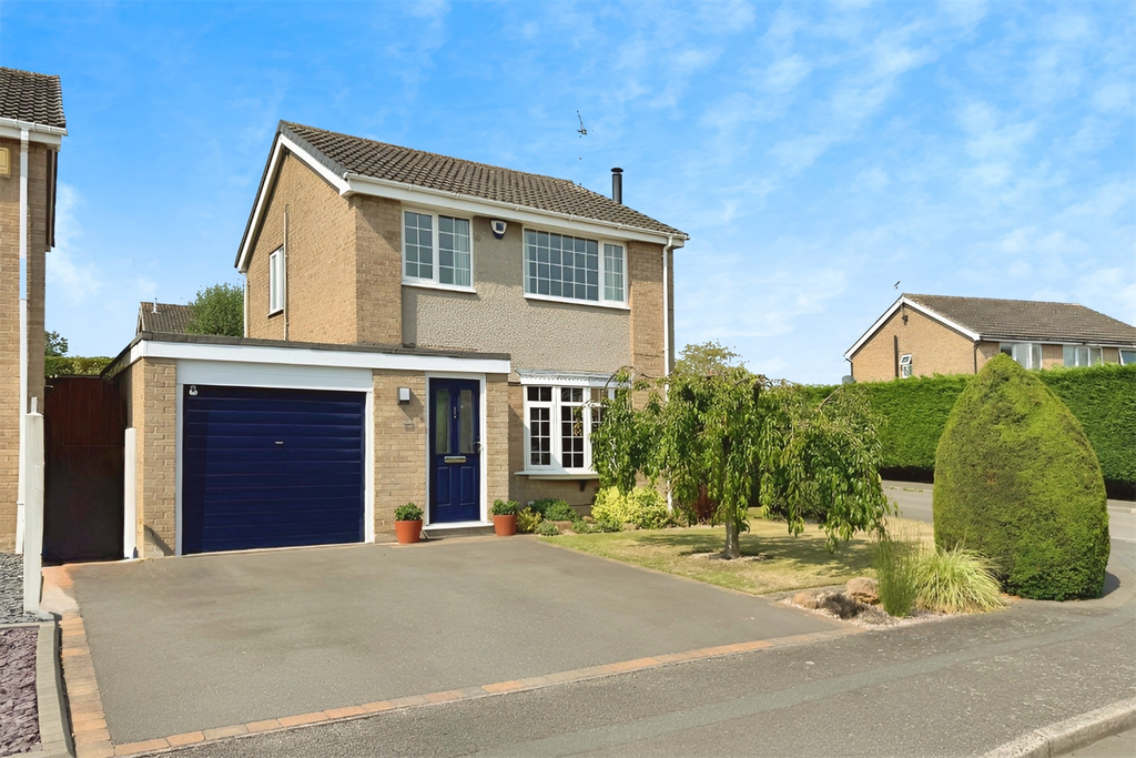 Property photo 1 of 33 (Main)