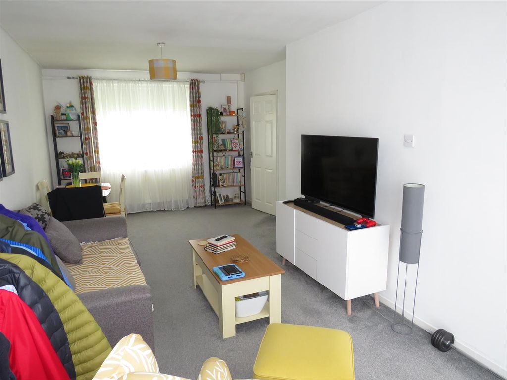 Property photo 2 of 8 Img_1700.Jpg