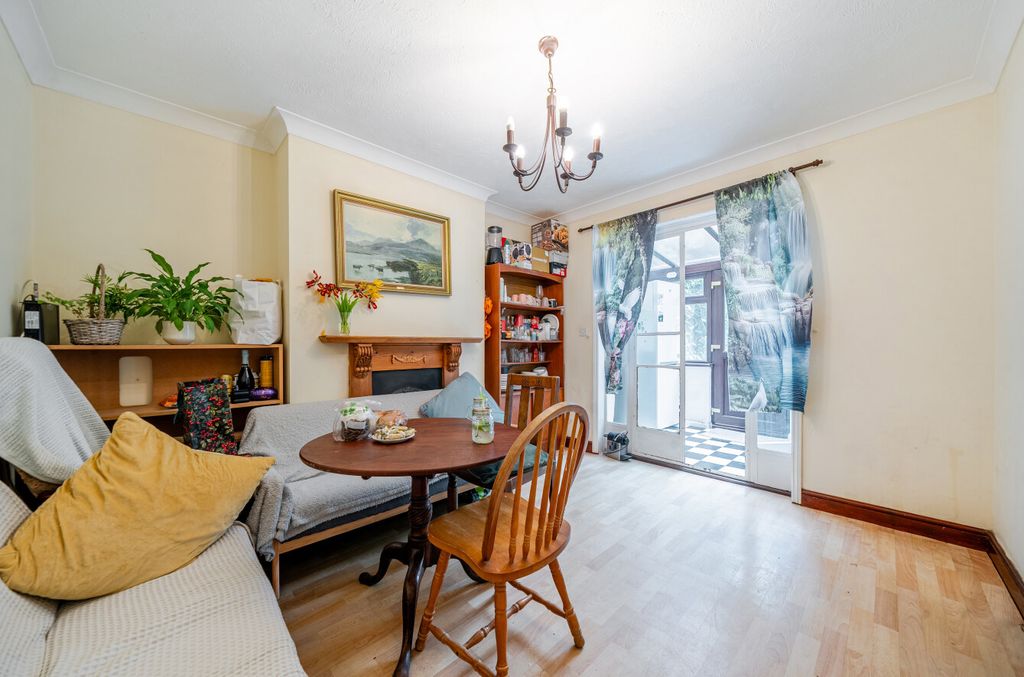 Property photo 3 of 12 1446578-1-69De61A...