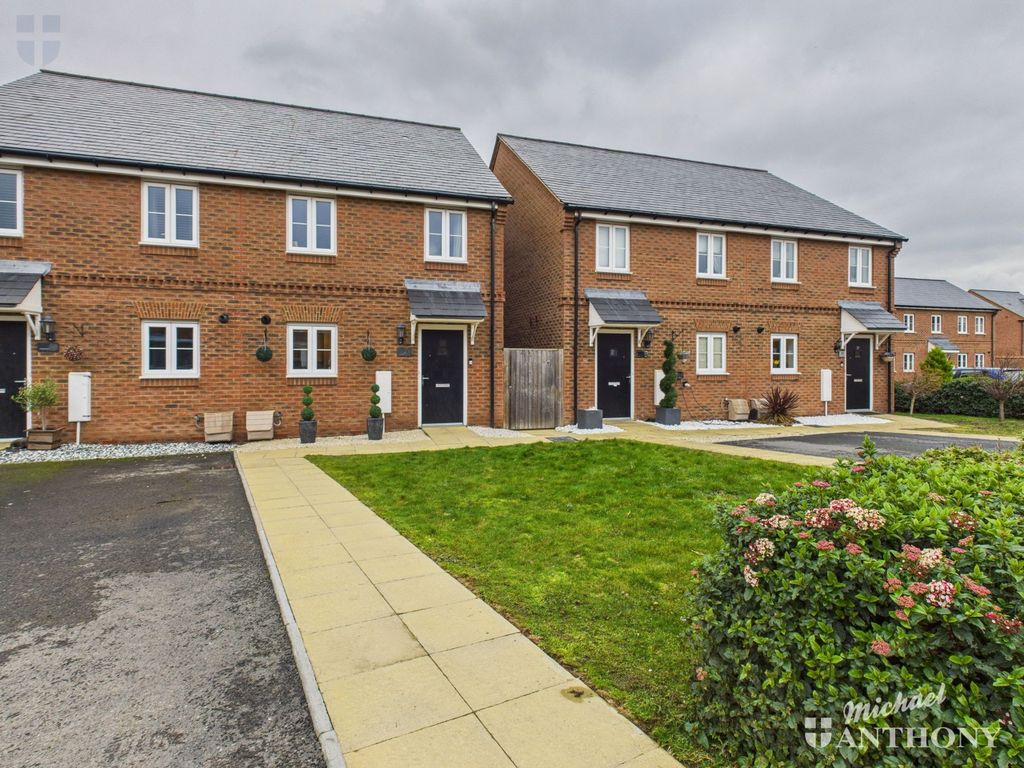 Property photo 1 of 12 90E7B6A261424E5989B305Ea97A3B18F_80_Cam03852G0-Pr0545-Still014