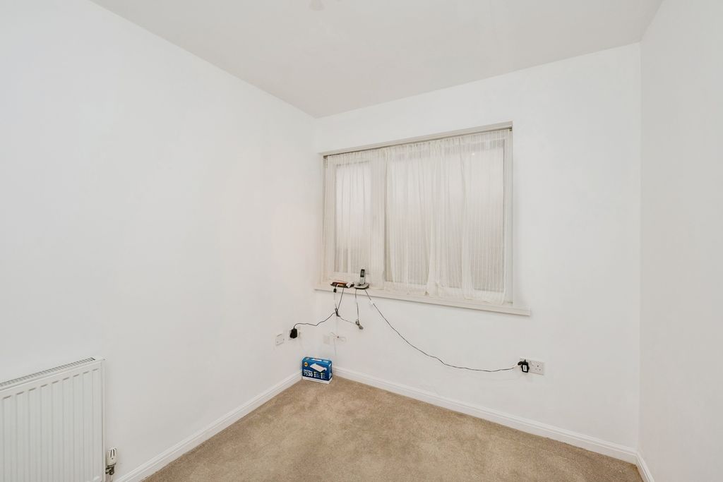 Additional image 13 of 2 bed bungalow for saleCoalbrook Road, Grovesend, Swansea SA4