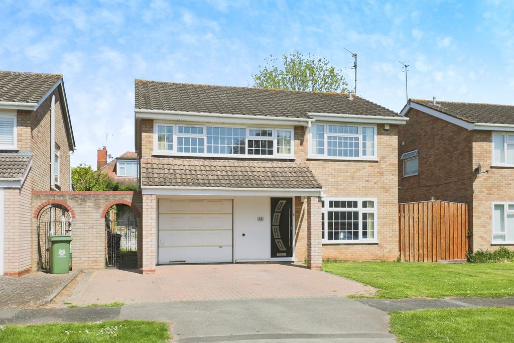 Property photo 1 of 16