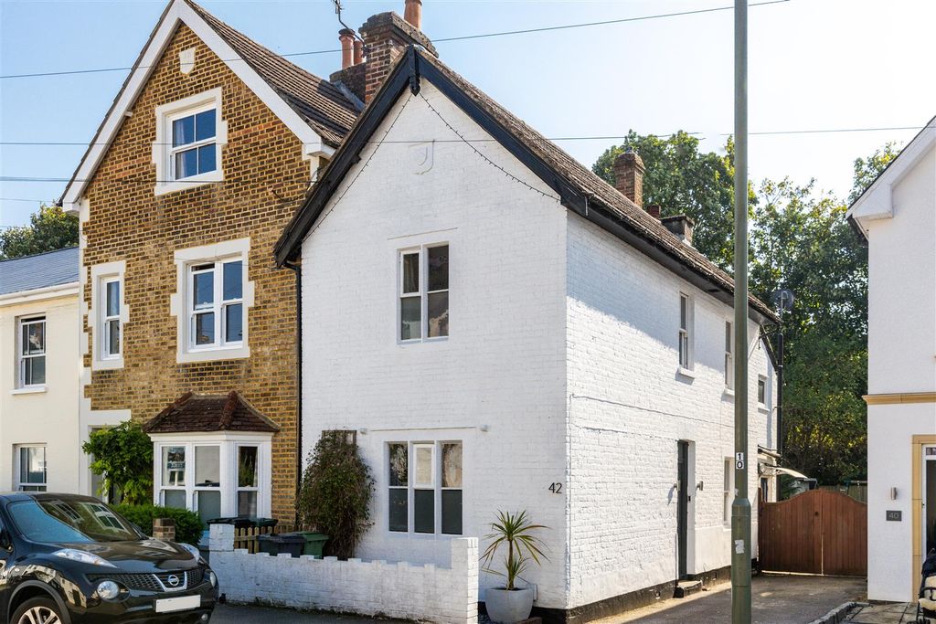 Property photo 1 of 22