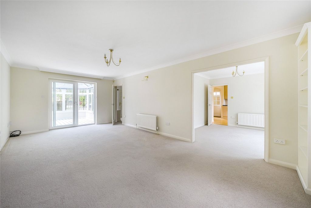 Property photo 3 of 27 Picture No. 08