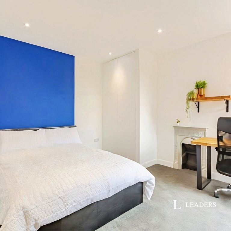 Property photo 3 of 13 Pbox-Img.Jpg