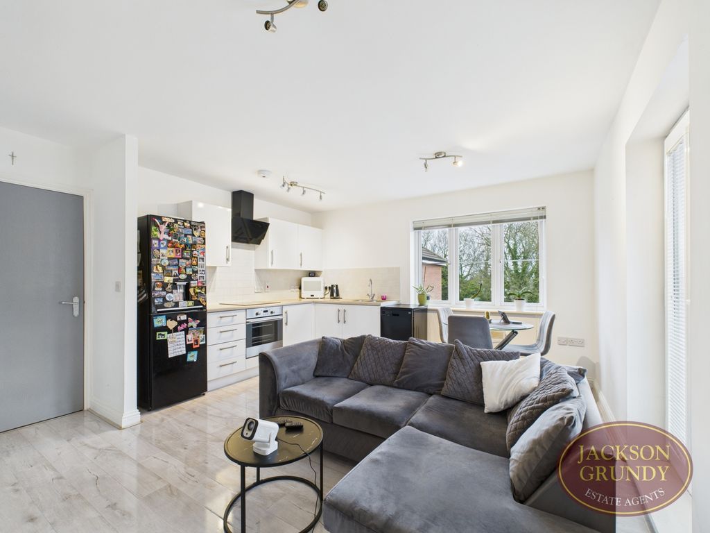 Property photo 2 of 8 Underwood House