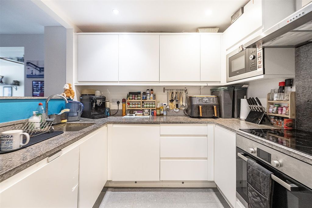 Property photo 2 of 16 Dsc_7017.Jpg