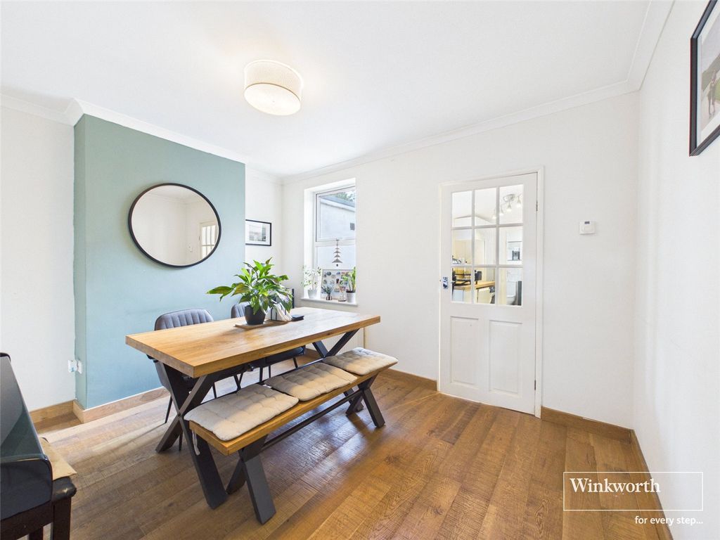 Property photo 3 of 16 Picture No. 06