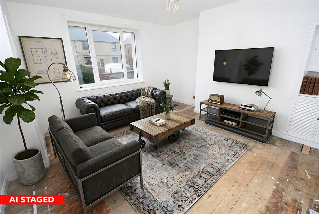 Property photo 3 of 19 Lounge...Jpg