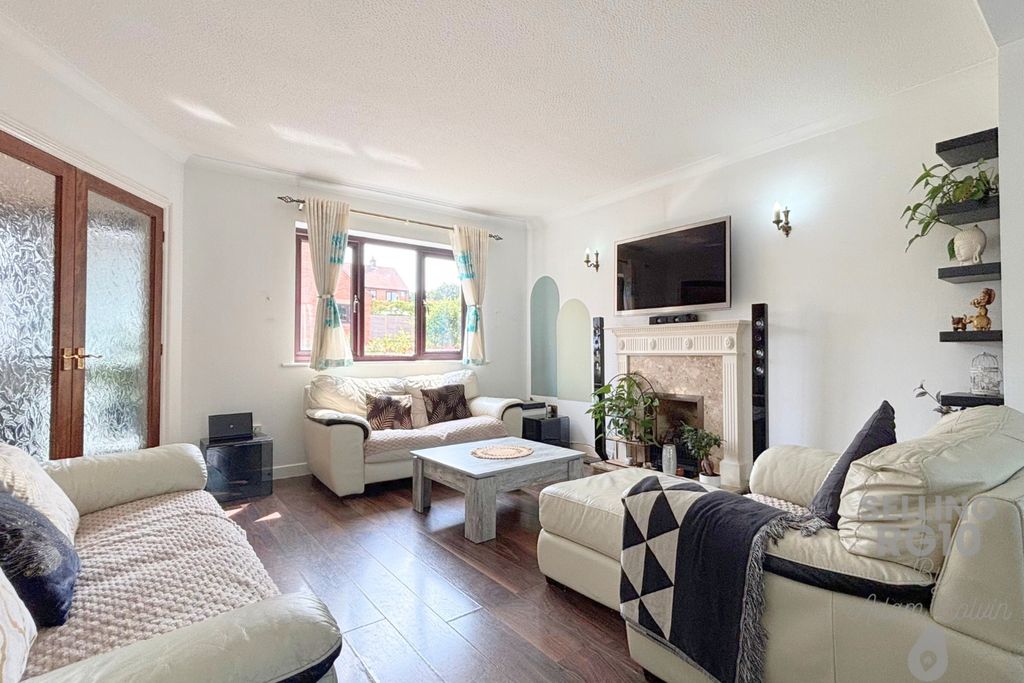 Property photo 3 of 22 4435007