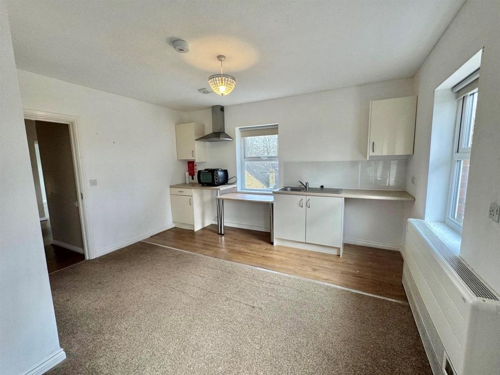 Property photo 3 of 6 3.Jpg