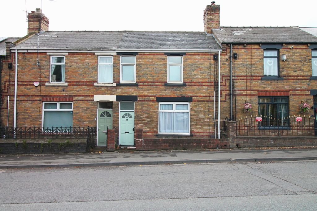 Property photo 1 of 11 Front External