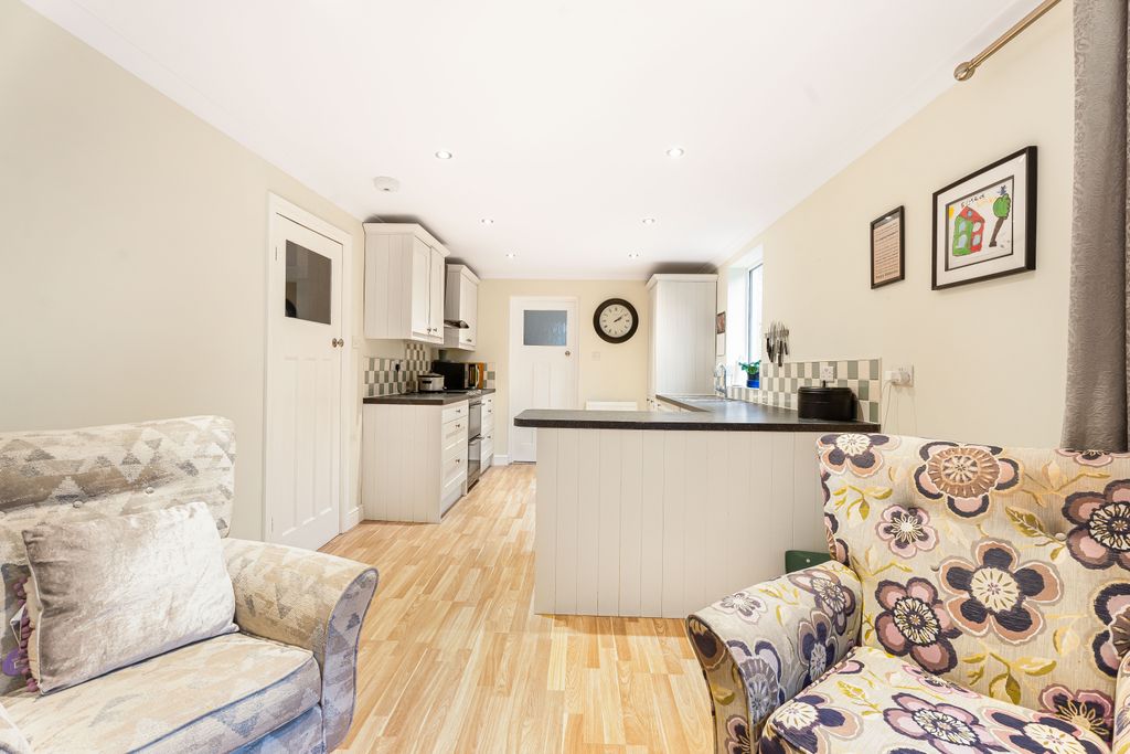 Property photo 2 of 22 Kitchen / Living Area