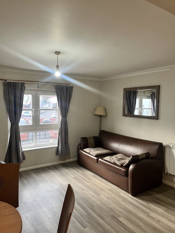 Property photo 3 of 10 Photo 3