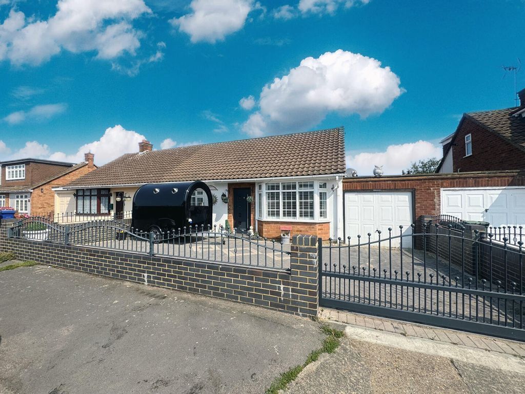 Property photo 1 of 36