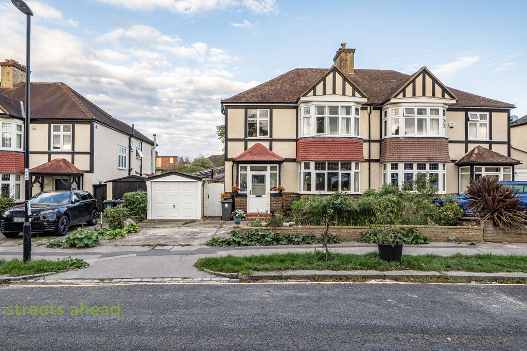 Property photo 1 of 17 Ad4E5929-0Daa-4Da...